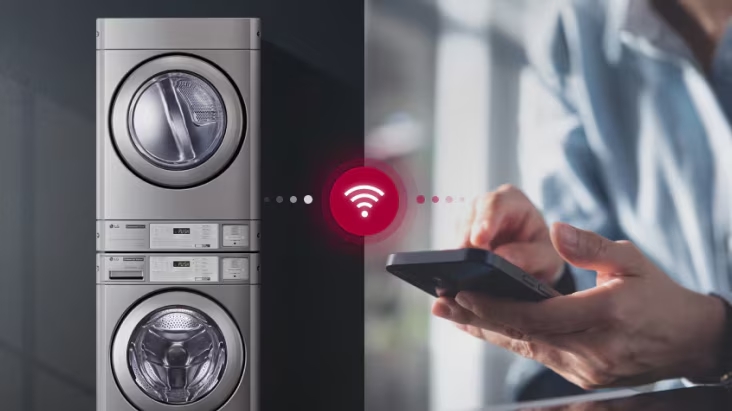 Smart-controlled commercial washer and dryer connected to a mobile device for remote monitoring	