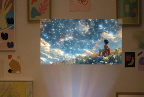 Video of a person with a sky background projected by LG CineBeam
