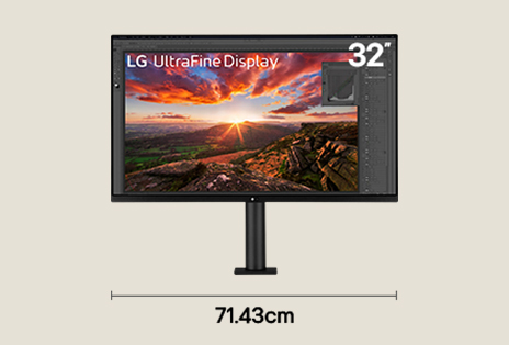 Single 32 inch UHD monitor setup for programming and development workflow with 71.43 cm desk width