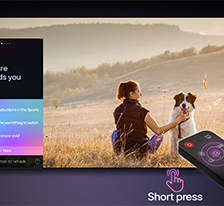 LG AI Magic Remote devant l’écran d’un LG TV. Sur l’écran, un message d’accueil personnalisé de l’IA de LG s’affiche, accompagné de mots-clés adaptés en fonction de l’historique de recherche et de visionnage de l’utilisateur. Près de la télécommande, une icône et un libellé indiquent que la fonctionnalité AI Concierge est facilement accessible par une simple pression sur le bouton AI. 