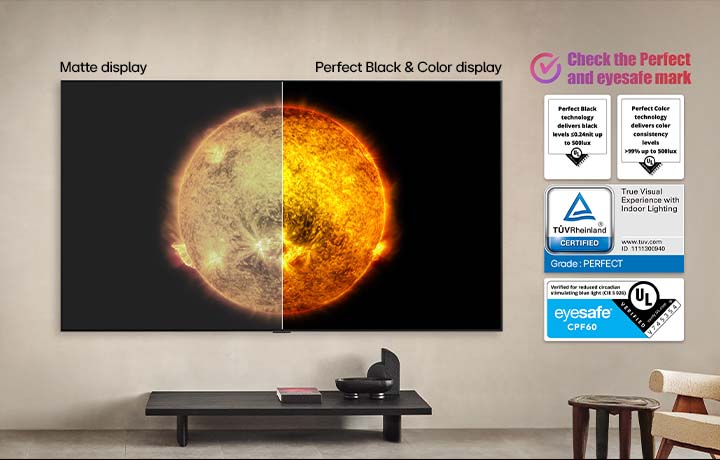 LG OLED TV présentant une comparaison visuelle entre un écran doté des technologies Couleur Parfaite et Noirs Parfaits et un écran qui n'en est pas équipé. Les certifications UL, TÜV et eyesafe sont visibles avec un texte invitant à vérifier les marques.