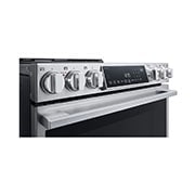 LG Cuisinière à induction de 6,3 pi³/30 po LG STUDIO | ProBake Conv., Air Sous-Vide, Air Fry, SelfClean, EasyClean🅫, acier inox., encastr., LSIS6338F