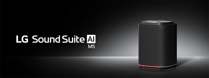 Haut-parleur sans fil M5 du système Sound Suite de LG avec une conception noire texturée et un indicateur rouge pour des systèmes de son ambiophonique immersifs