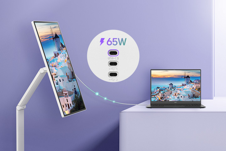 Un ordinateur portable est connecté à un LG Smart Monitor Swing via USB-C. Il se charge via USB-C tout en affichant le même écran.