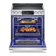 LG Cuisinière élec. de 6,3 pi³/30 po LG STUDIO | ProBake Conv., Air Sous-Vide, Air Fry, SelfClean, EasyClean🅫, intell., acier inox., encastr., LSES6338F