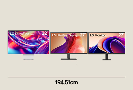 Configuration triple écran avec écrans 32 po 6K, 27 po 4K UHD et 27 po QHD pour un flux de travail créatif professionnel, avec une largeur de bureau de 194,51 cm
