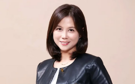 A profile photo of a lady
