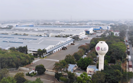 A different view of LG’s manufacturing facility in Pune, India, from above. 