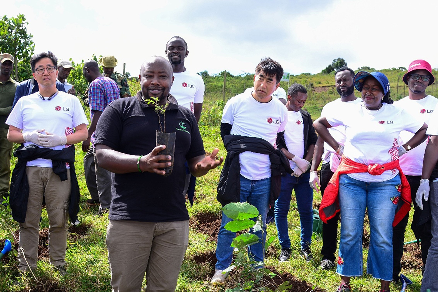 Acting Locally, Impacting Globally: LG’s Journey to Greener Horizons