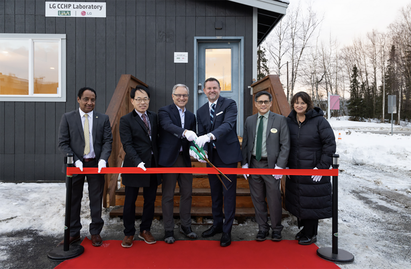 Breaking the Ice at AHR Expo 2025: LG Leads Discussions on Cold Climate Heat Pump Innovations