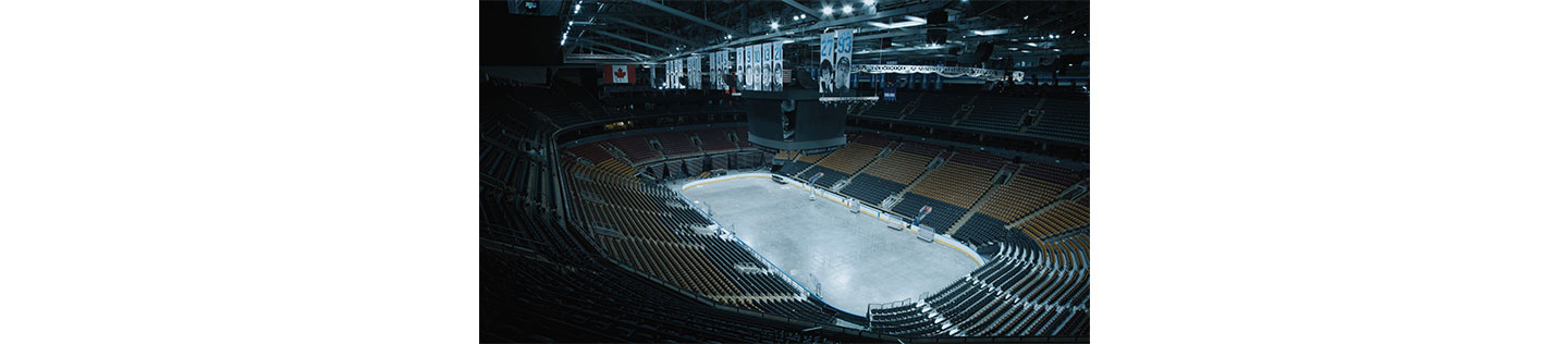  A wide-angle shot of the Scotiabank Arena, home to the NBA’s Toronto Raptors and NHL’s Toronto Maple Leafs.