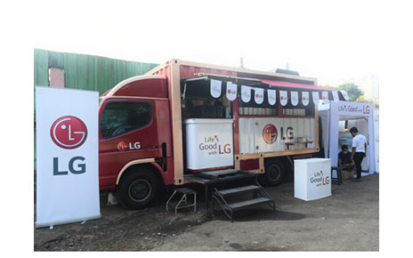 The image of Food Truck provided by LG Indonesia 