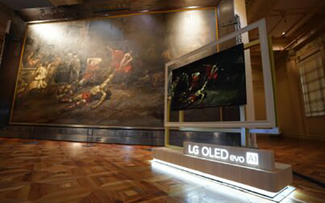 A photo of LG OLED evo AI on display in the gallery