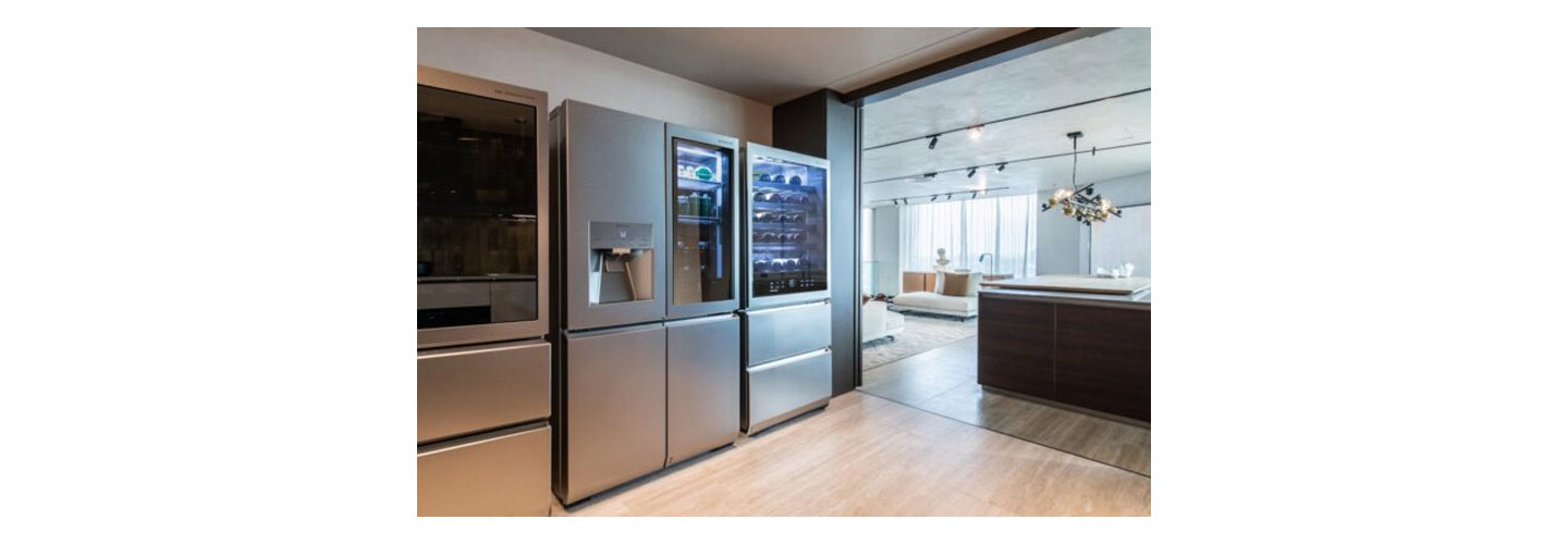 LG SIGNATURE home appliances showcased at the Molteni&C Amsterdam Flagship Store