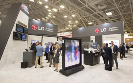 A front image of LG’s booth at the Hospitality Industry Technology Exposition and Conference