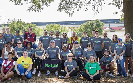 A group photo of the volunteers at LG’s CSR event to commemorate Energy Star Day