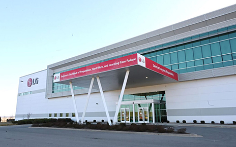The foreground photograph of LG’s home appliance manufacturing plant in Tennessee, the United States