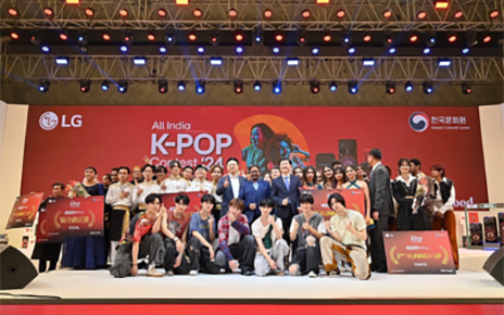 A photo of the winning teams of All India K-POP Contest 2024 gathered together for a photo