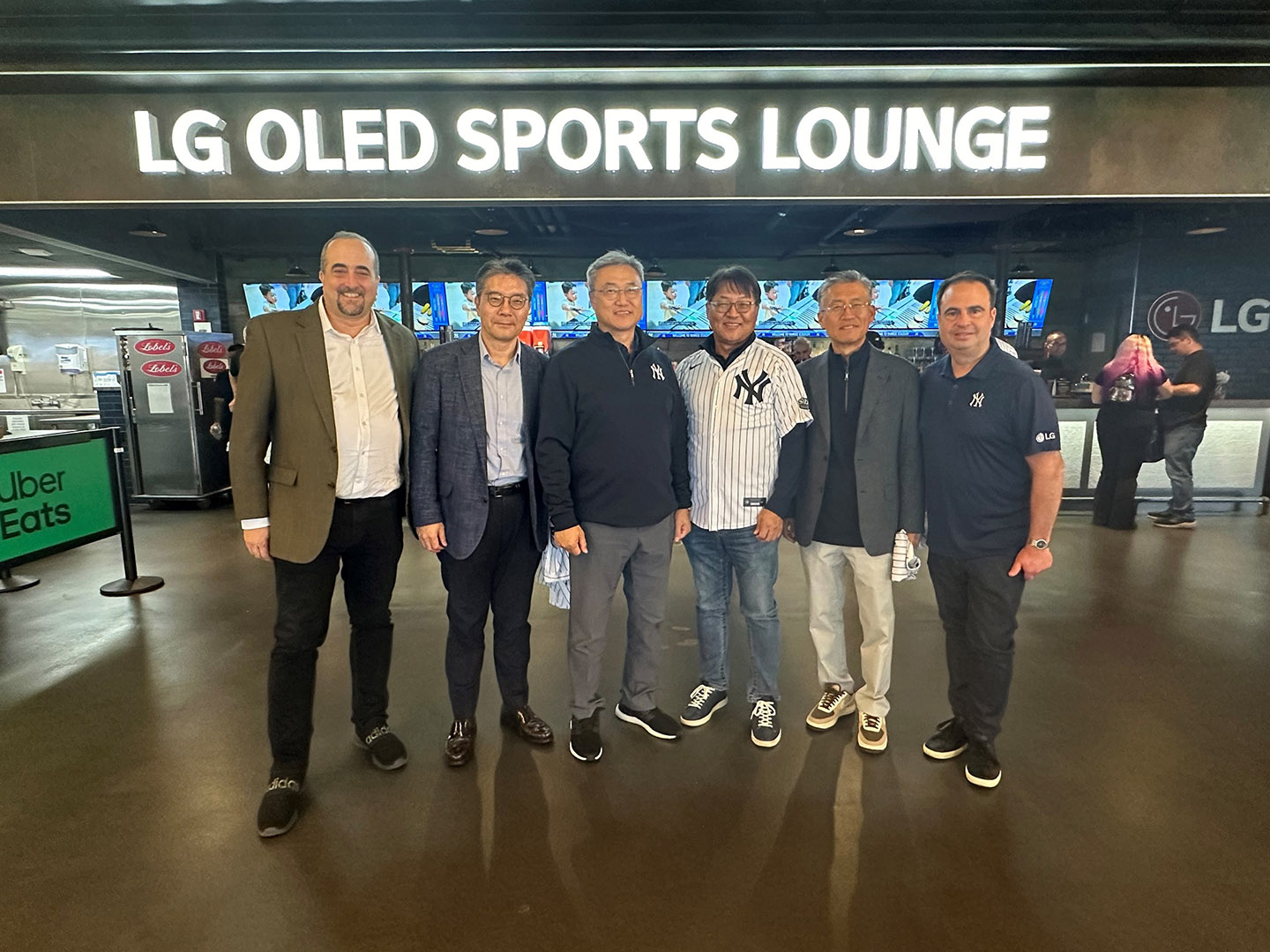 LG Makes “Life’s Good” Come Alive With the New York Yankees