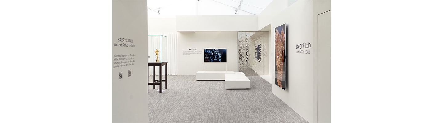 The LG OLED Art project exhibition hall displaying Barry X Ball’s NFT sculpture on LG OLED Objet Pose and a wall-mounted LG OLED TV