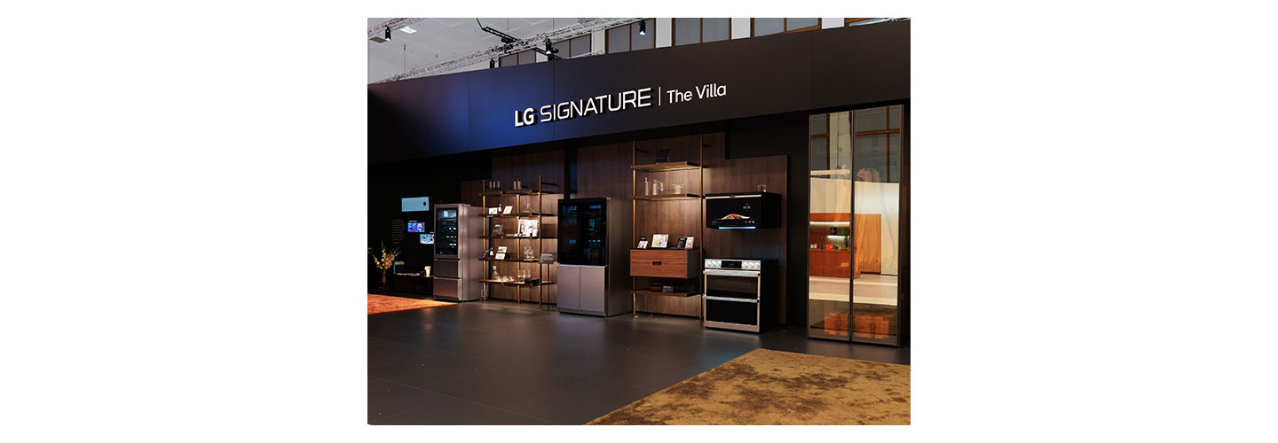 A side view of the LG SIGNATURE booth at IFA 2023
