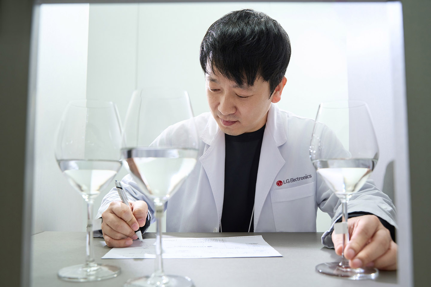 [On the Job] A Day of a “Water Sommelier” at LG Water Science Lab