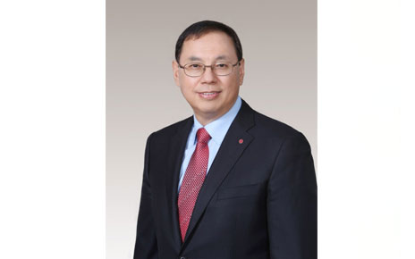 A headshot of chief executive officer LG Electronics, Jo Seong-Jin.
