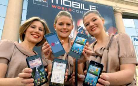 LG UNVEILS PREMIUM LINEUP AT MWC 2011