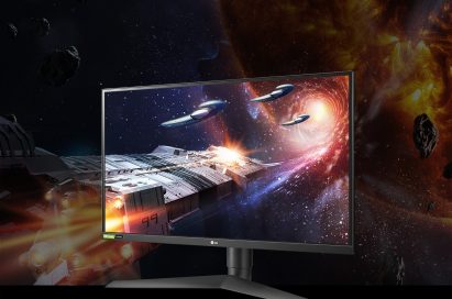 A right-side view of the LG UltraGear Monitor model 27GN750 displaying lifelike images of space with rich colors in a dark setting.