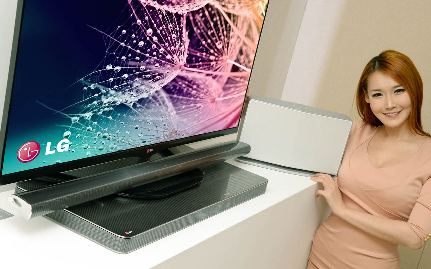 LG ANNOUNCES ADVANCED AUDIO VIDEO LINEUP WITH CONVENIENT SMART FEATURES AND EXPLOSIVE SOUND
