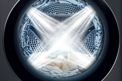 This is an image of water coming out of the washing machine in 5 directions.