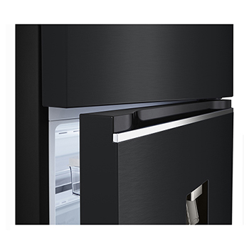 Handle detail