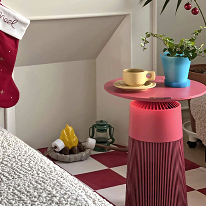 As both a table and an air purifier, it saves space so I can get the most out of my living area.